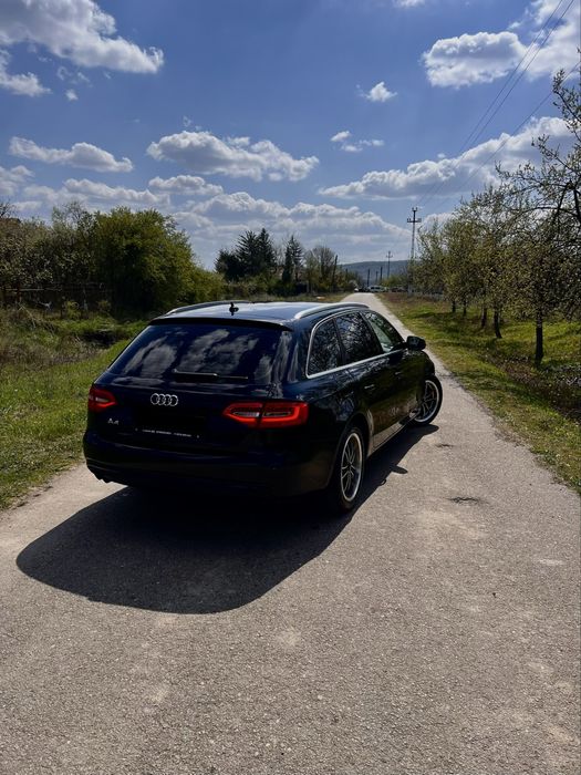 Audi a4b8 2.0 CJCA 2012