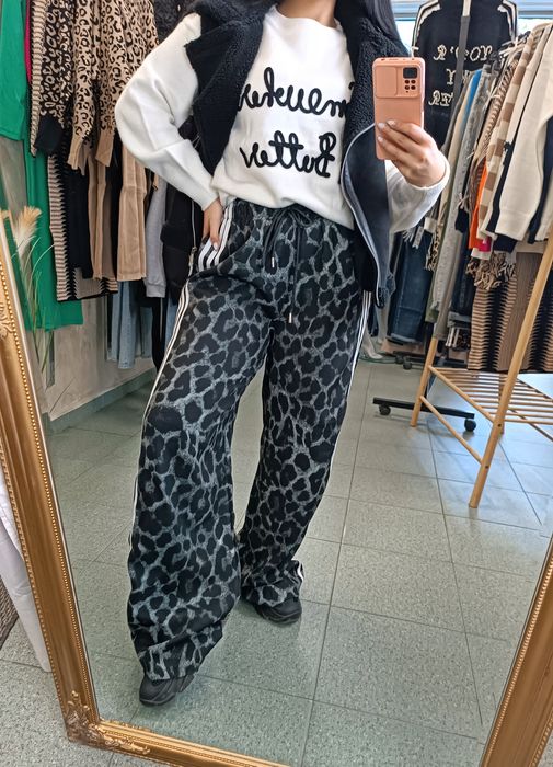 НОВ панталон с тигров принт