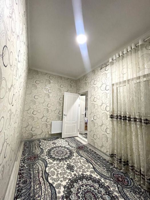 Фаргона шахар марказида 3 хонали квартира сотилади