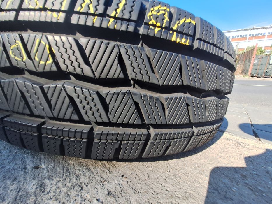 1x singura anvelopa iarna 215/65r16C Hankook Montaj Gratuit