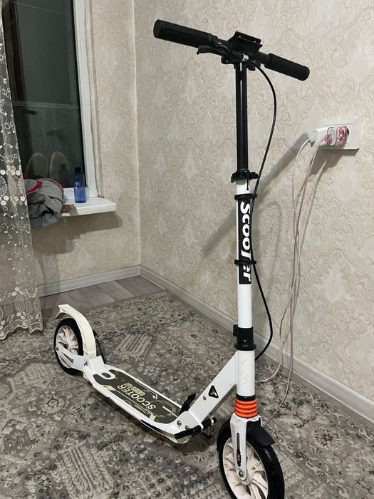 Продаю самокат б/у