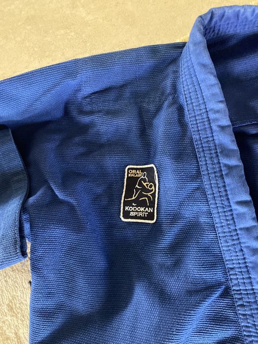 продается кимоно для дзюдо