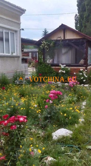 Продава се Къща в с. Батово, Област Добрич - 208 кв.м за 448 €/кв.м - Снимка #1