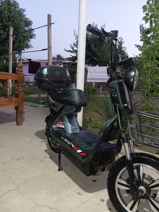 skuter sotiladi srochniy