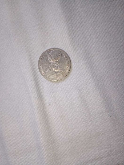 Vând monezi vechi de 100 lei din anul(1994/1992/1991/1993) 1000 de lei