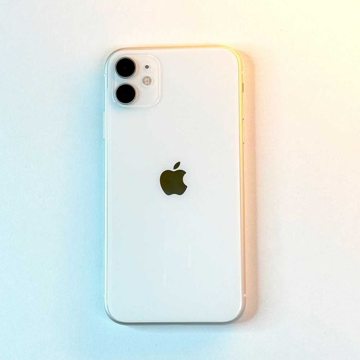 Iphone 11 oq  128 GB 87 BATAREYA