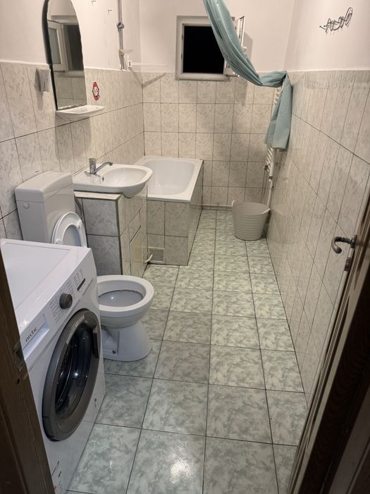 Inchiriez garsoniera confort 1