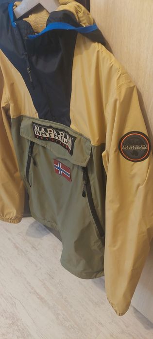 Яке napapijri geographic