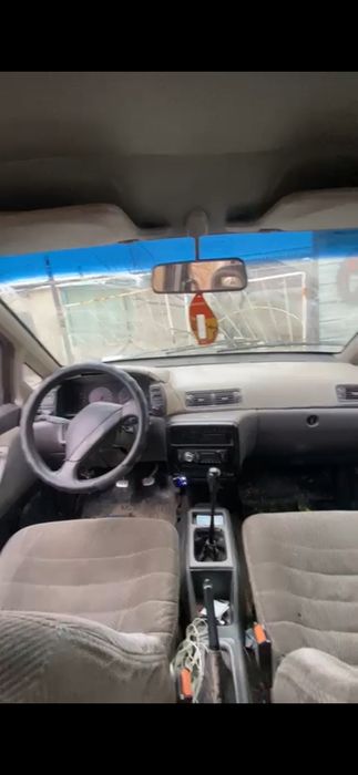 Ниссан прерия 2л