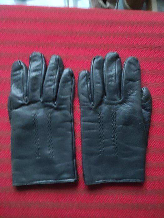 Manusi din piele 100%  pentru barbati