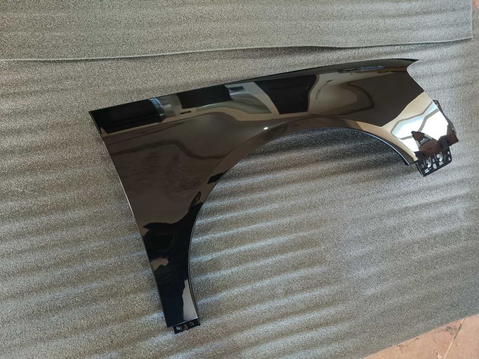 Aripa Vw Passat B6 NEGRU