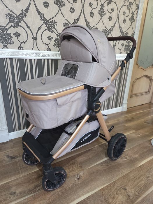 Продам коляску детскую