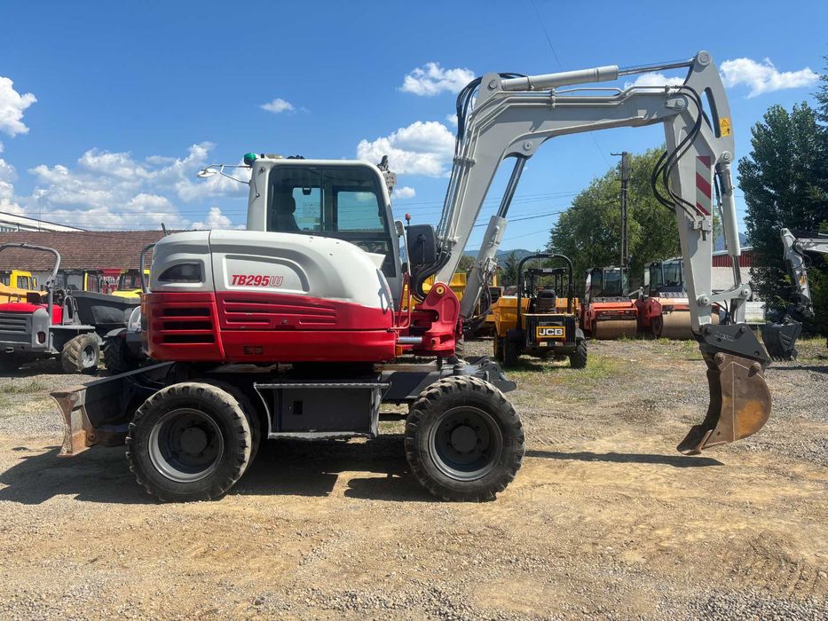 Excavator pe roți Takeuchi TB295W, 12 tone, 2017
