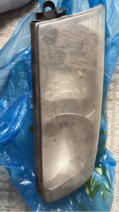 Тайота камри 20,25 фара правая