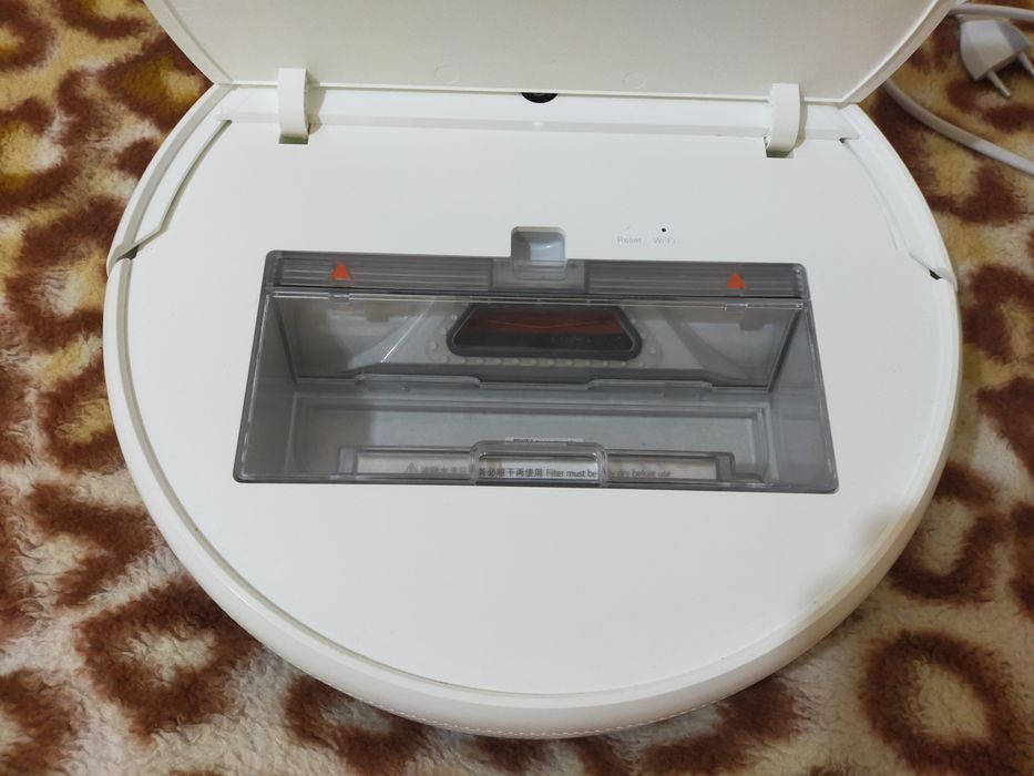 Продаю робат пылесос