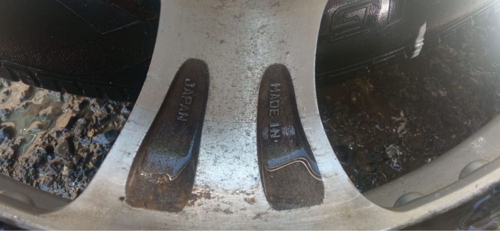 Диски R18 с покрышкой