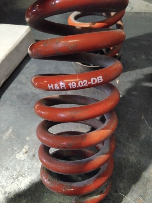 Спортни пружини HR за Мерцедес 190 w201