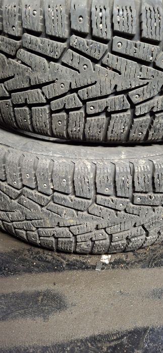 Продам резину 225 55 r17