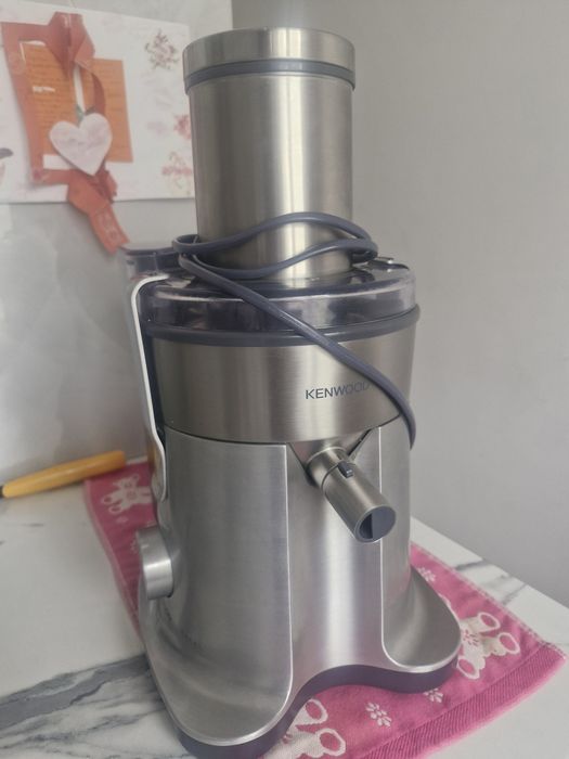 Продам соковыжималка. Kenwood.