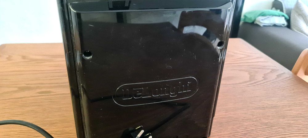 Каферобот делонги магнифика с