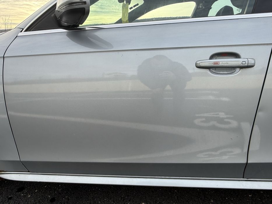 Usa fata spate stanga dreapta audi a4 b8 lx7v LX7V