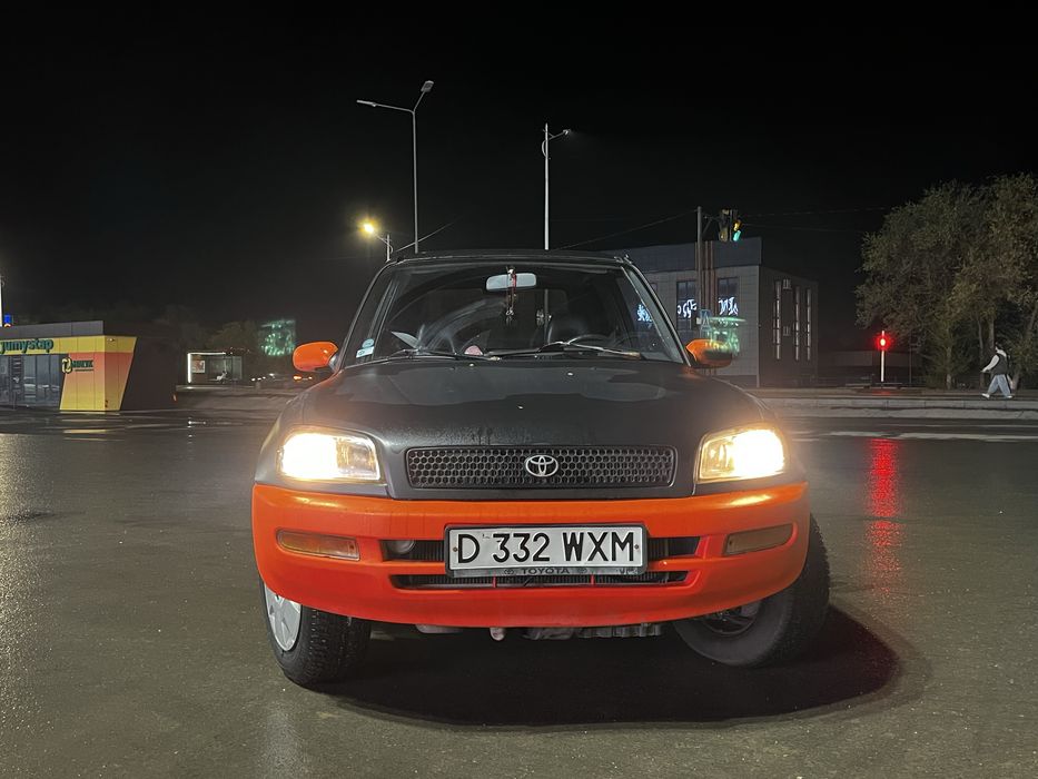 Продам toyota rav4