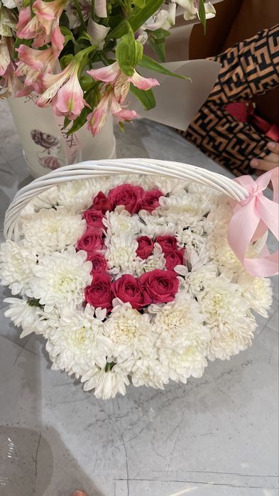 Цветы два букета за 10.000тг