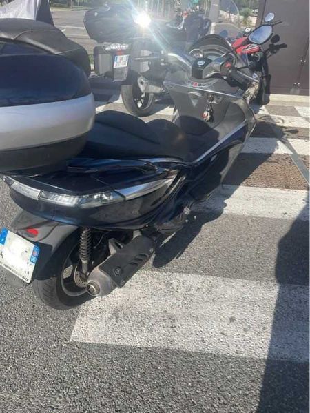 Piaggio X10 Пиаджо Х10 Скутер мотор НА ЧАСТИ