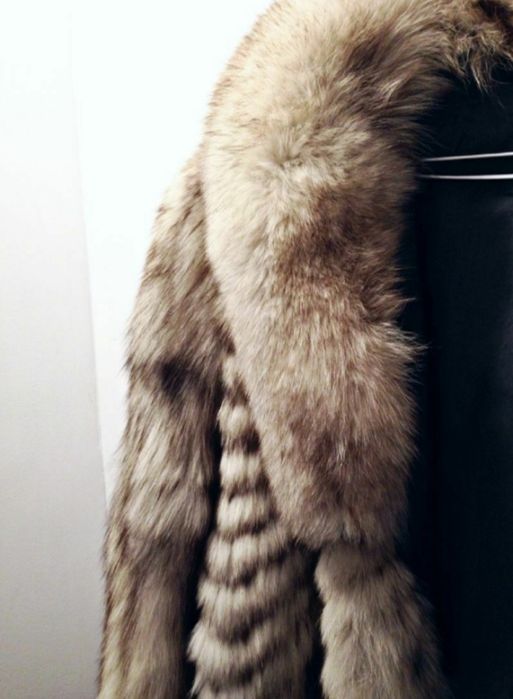 Haina dama din blana naturala de vulpe polara
