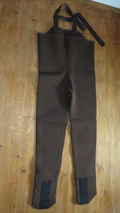 Намалена цена на Неопренов костюм, рибарски