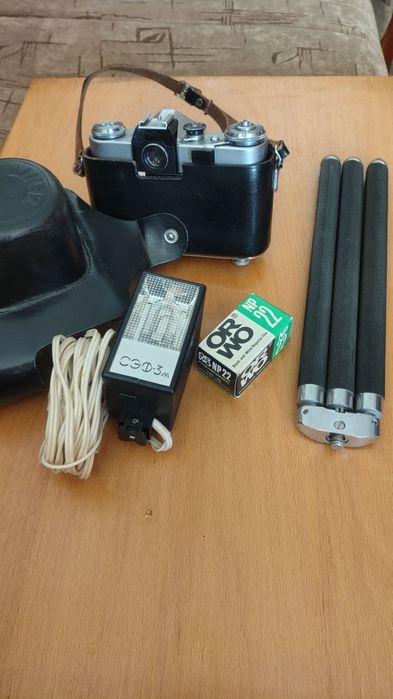 Zenit-B Професионален ретро фотоапарат к-кт,  цена 250 евро