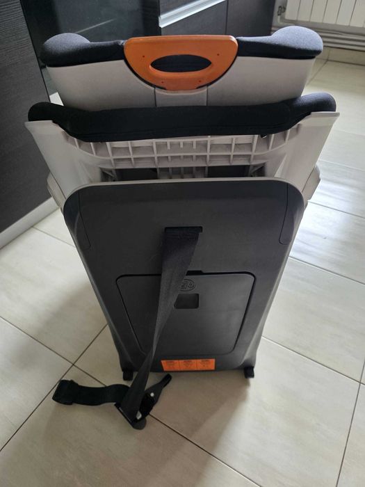 Scaun auto Chicco YOUniverse Fix, ISOFIX, 9-36 kg, stare impecabila