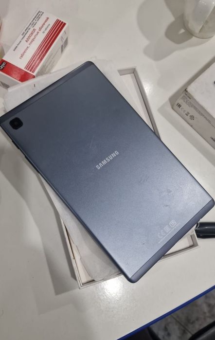 Galaxy Tab A7 на 64гб