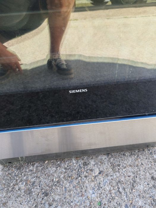 Иноксова свободно стояща печка с керамичен плот Сименс Siemens с 2 години Гаранция Made in Germany !