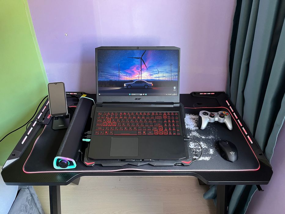Vând laptop gaming acer nitro 5