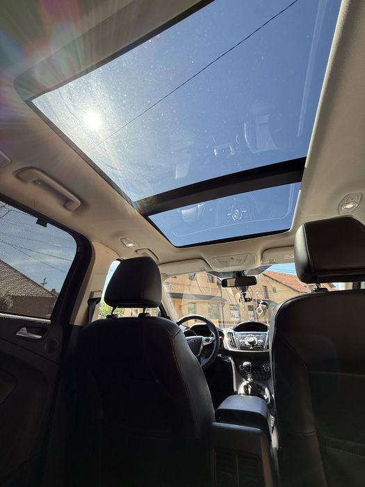 Ford Kuga II TITANIUM 2.0 TDCi 180 CP, 4×4, cutie manuală!