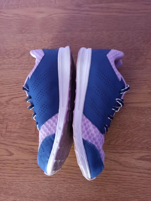 Pantofi sport Adidas mărimea 38