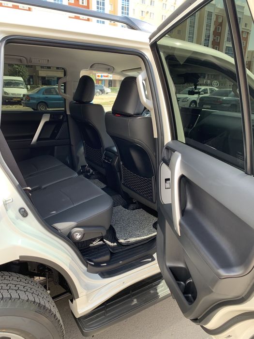 Аренда авто с водителем.Проката нет