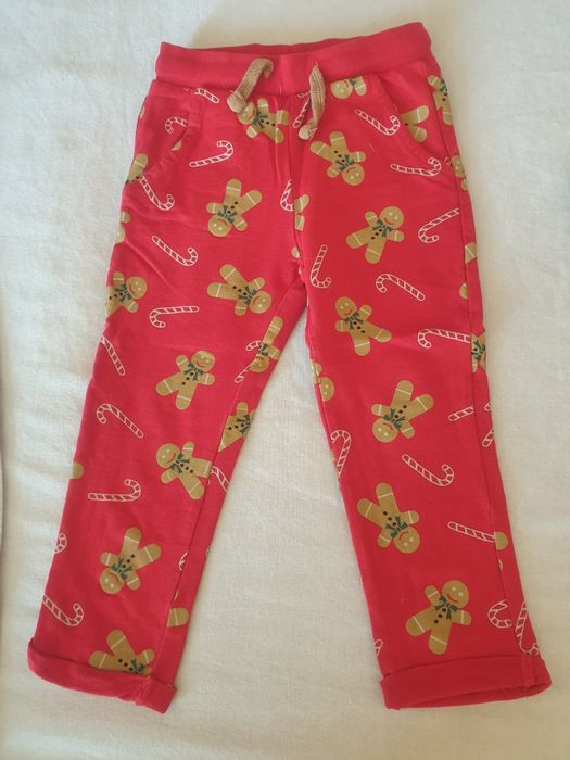 Долнища размер 98 - 20 лв. общо