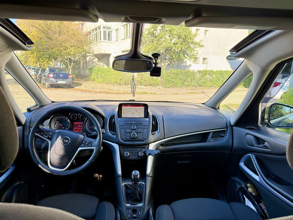 Opel Zafira/1.6 Diesel/136cp/euro6/2015/7 locuri