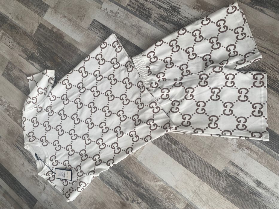 Тениски-комплекти