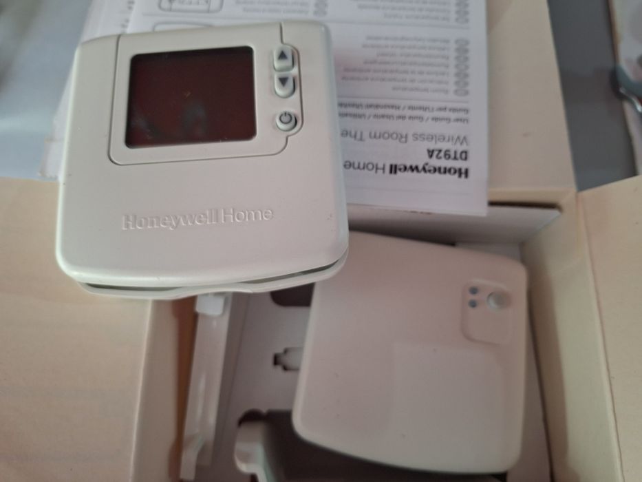 Termostat de ambient nou nefolosit sigilat