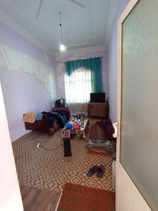 Keles G.Umarovda uchaska sotiladi 6sotix srochniy