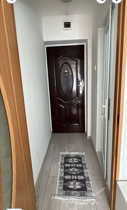 Garsoniera de vânzare