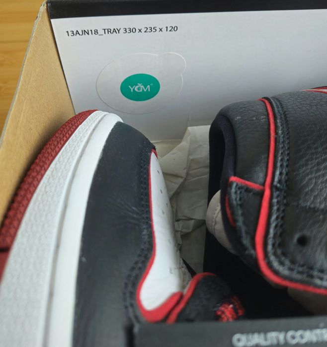 Jordan 1 Bloodline 46 EU noi cu legit check si sneaker shields cadou