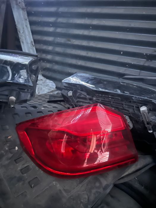 Фарове BMW 530 G30-G31 Европейски