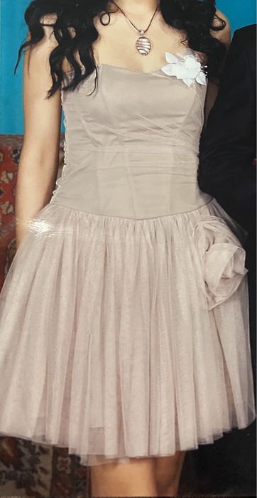 Платье нарядное