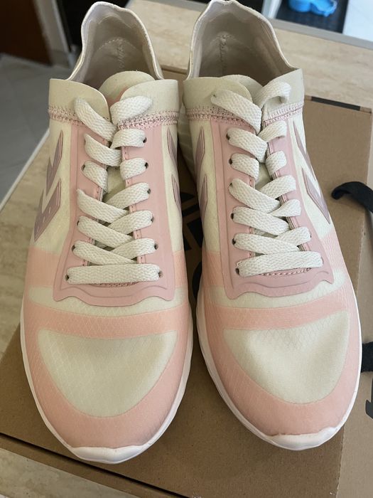 Сникърси Hummel