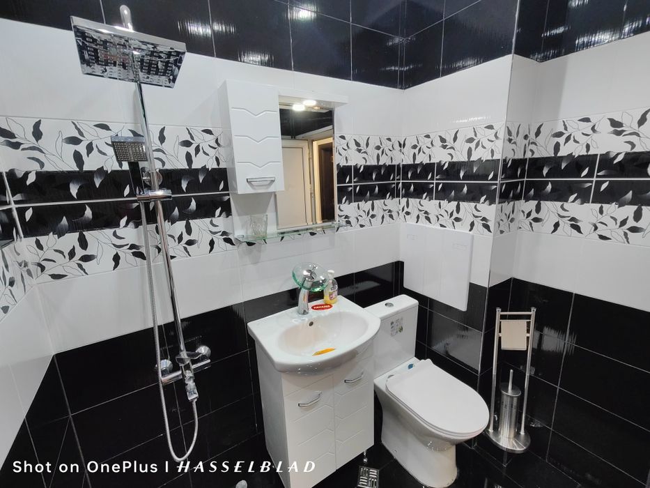 Тристаен апартамент под наем изцяло и основно ремонтиран всичко ново