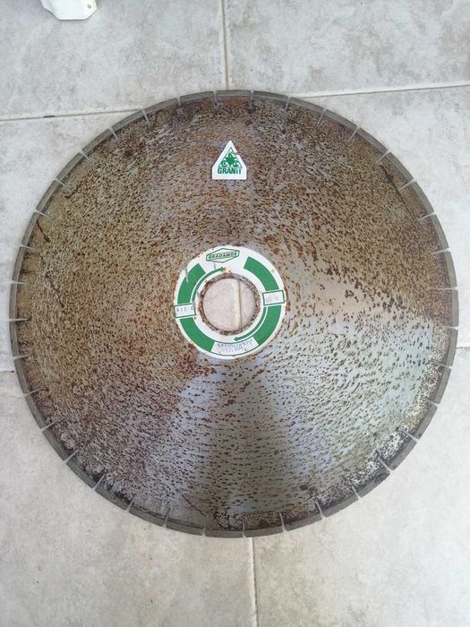 Дискове за рязане на камък различни размери